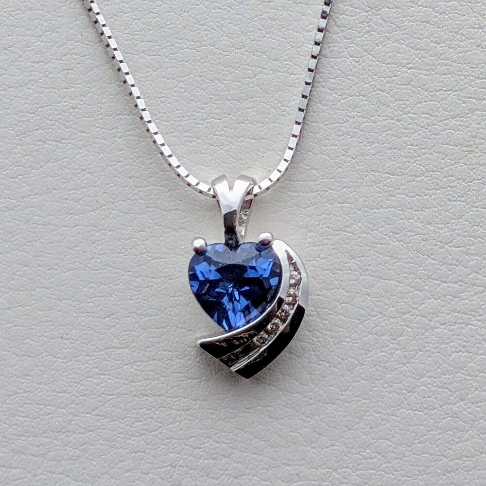 Designer Aurafin 14K White Gold Sapphire Heart Diamond Pendant Necklace Chain